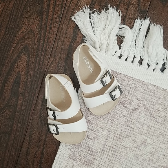 Old Navy Other - Old Navy white double strap fisherman sandals